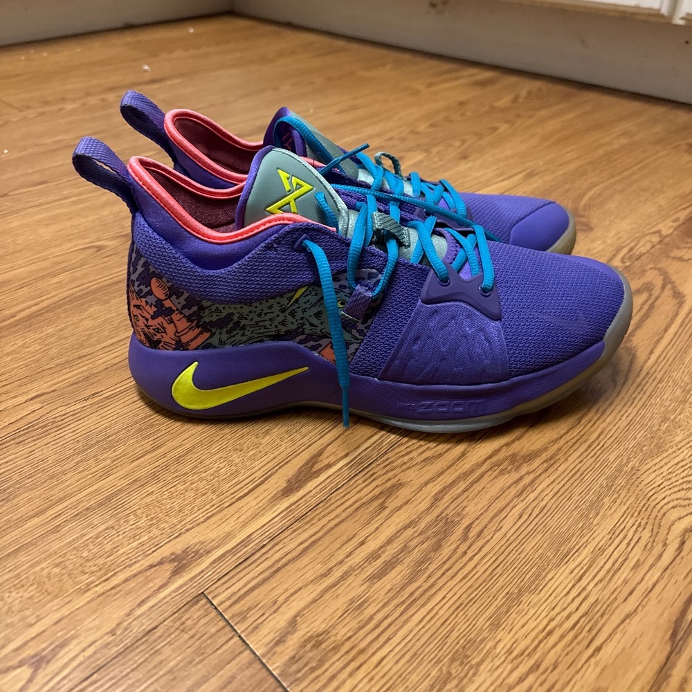 PG2 Mamba Mentality Sneakers